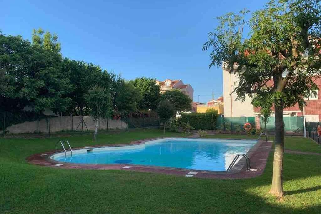 Garaje Y Piscina Comunitaria! Daire Suances Dış mekan fotoğraf